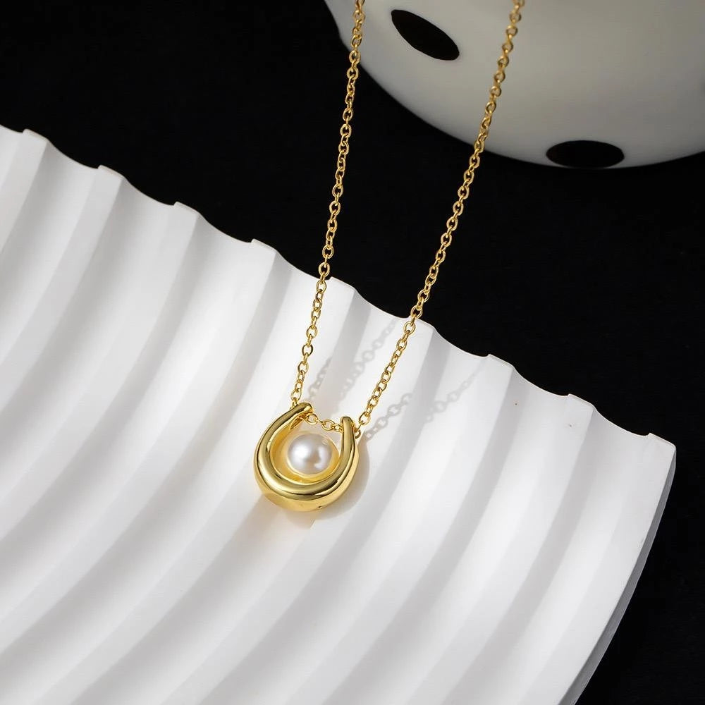 Liora Celestia 18K Gold Pearl Charm